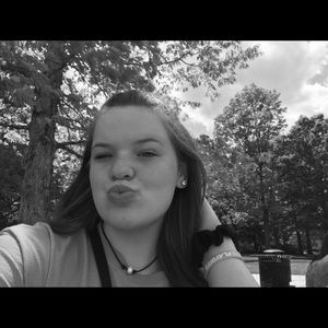 Meet your Posher, Caidee